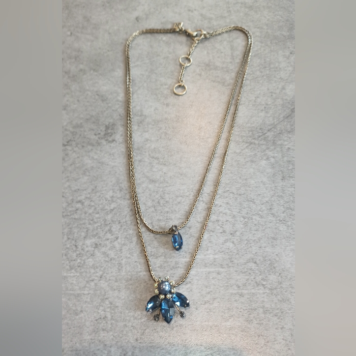 Banana Republic Antiqued Brass Layered Blue Pearl Gemstones Statement Necklace 20$